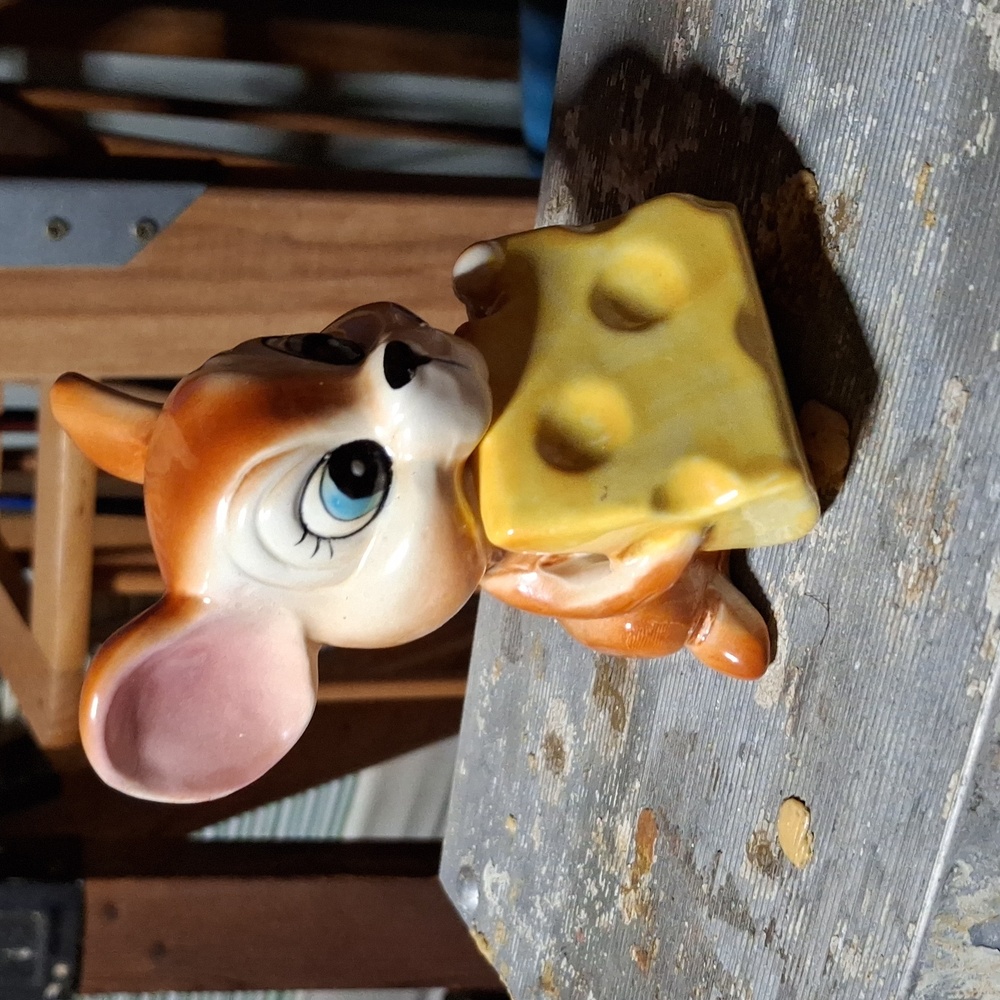Vintage Mouse with cheese salt and pepper shakers